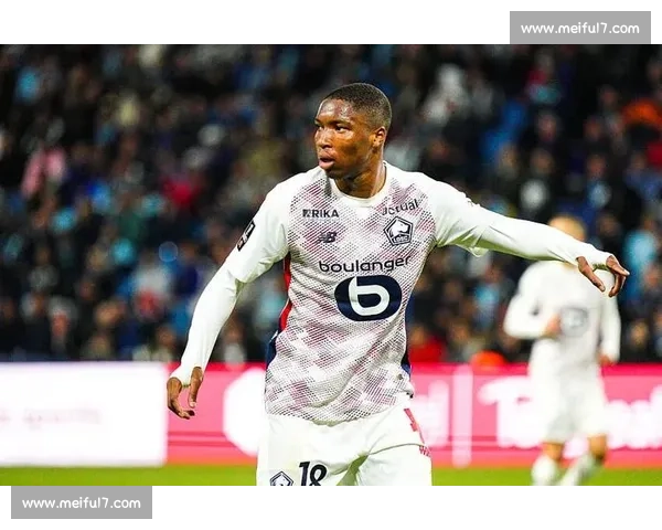 伯恩茅斯加速推进里尔铁卫迪亚基特转会，后防重组进入关键阶段