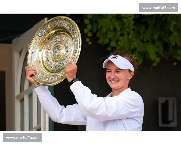 无冕之王终登顶!澳网女单冠军,圆梦时刻太感人!