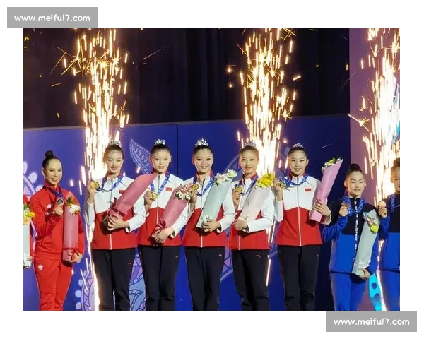 乒乓球台上的“艺术体操”!勾手发球,优雅又致命! 乒乓球台上的“艺术体操”!勾手发球,优雅又致命!