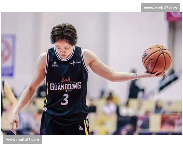 惊天逆转！中国女篮积分榜上演奇迹，球迷热泪盈眶！